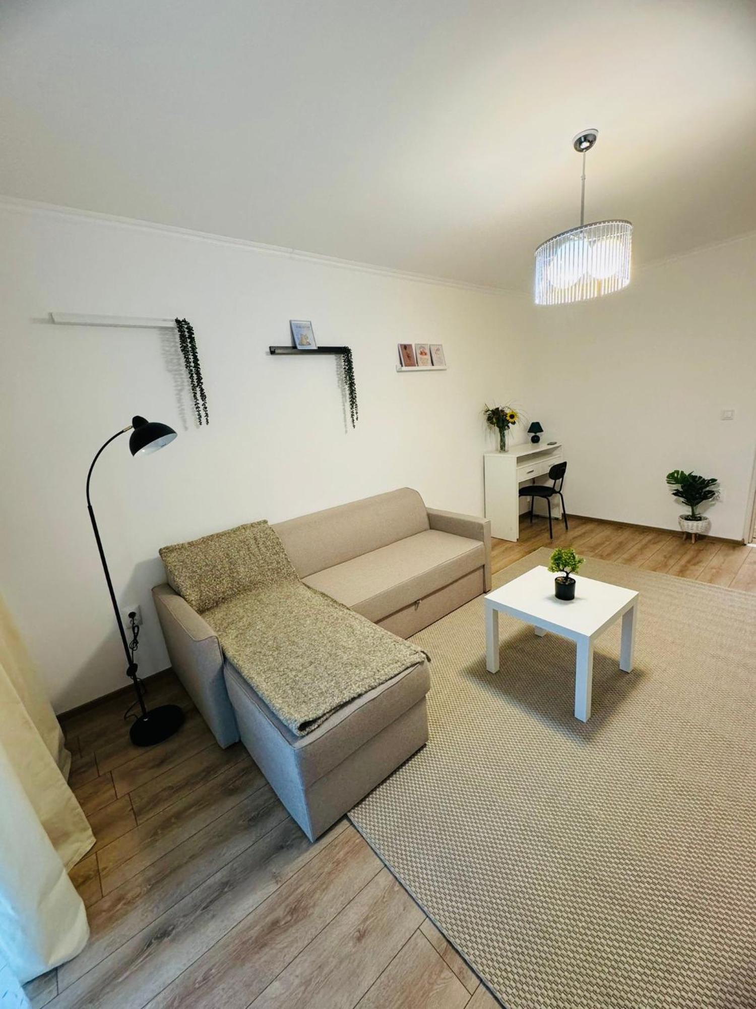 A'S Apartment 오네슈티 외부 사진